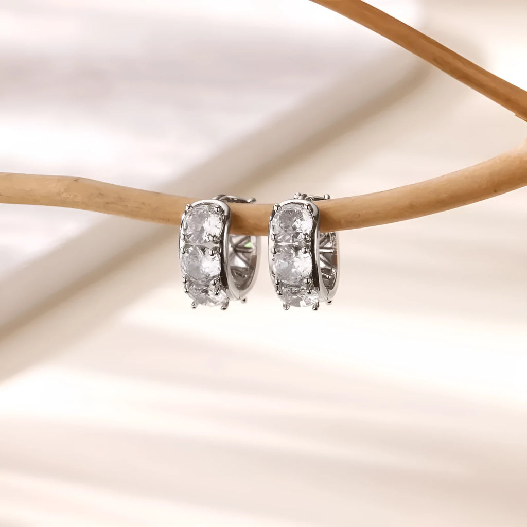 Women U-shaped clip earrings stainless steel with zircon details silver tone E5772P colour