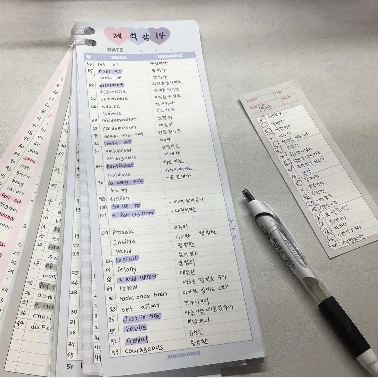 Blue B5 half-size vertical notepad with 30 pages for English words and double-sided notes.