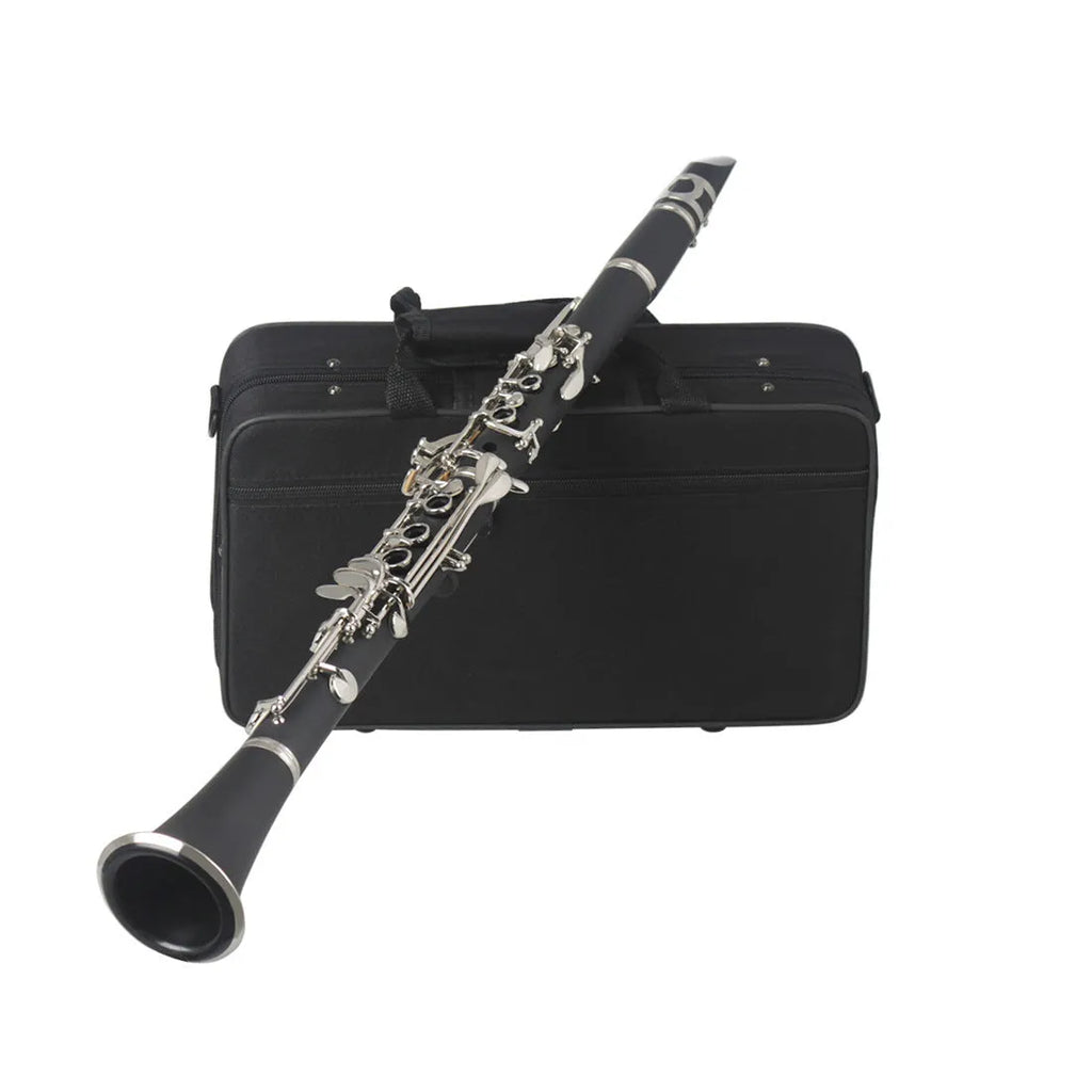 Black Bakelite clarinet with 17 nickel-plated keys and carrying bag for beginners
