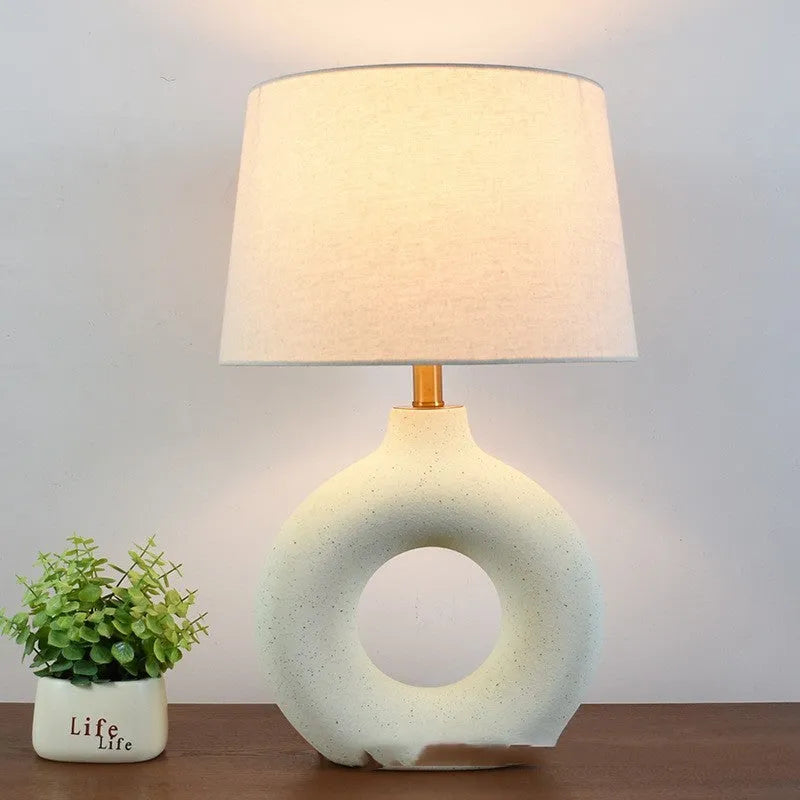 Feng ceramic pottery pot table lamp with Japanese style design and button switch