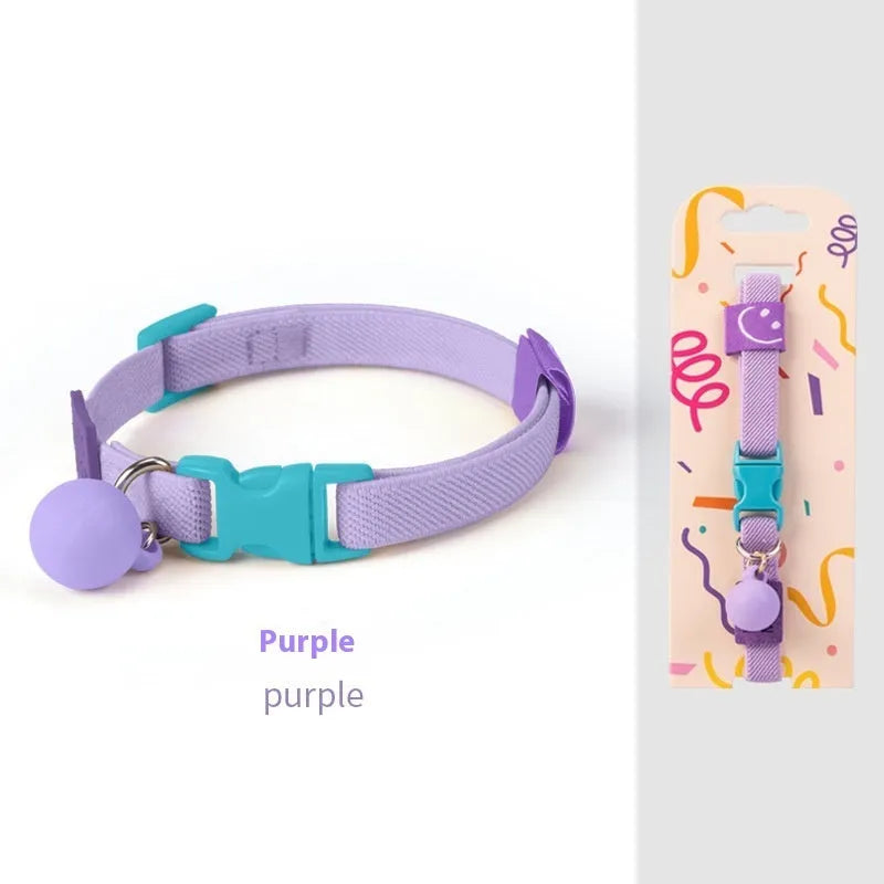 A small dog collar made from high elasticity polyester fabric in a choice of seven colours, adjustable between 22 and 32 cm.
