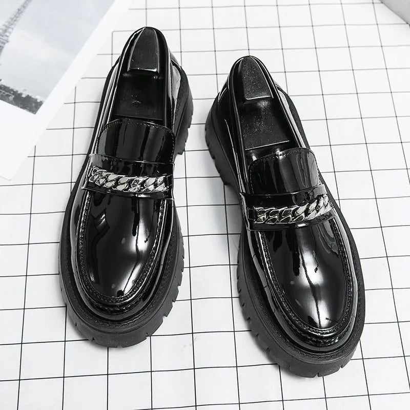 Glossy patent leather thick sole chunky heel loafers in green, round head, rubber non-slip sole, side view