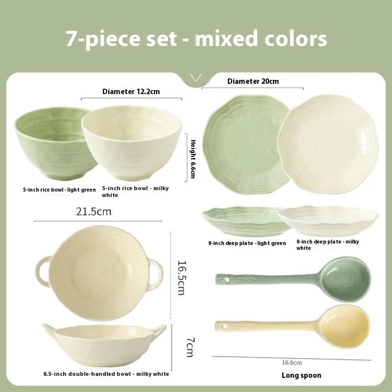 Solid colour ceramic dinnerware set with seven pieces in a minimalist Japanese style, presented in a box.