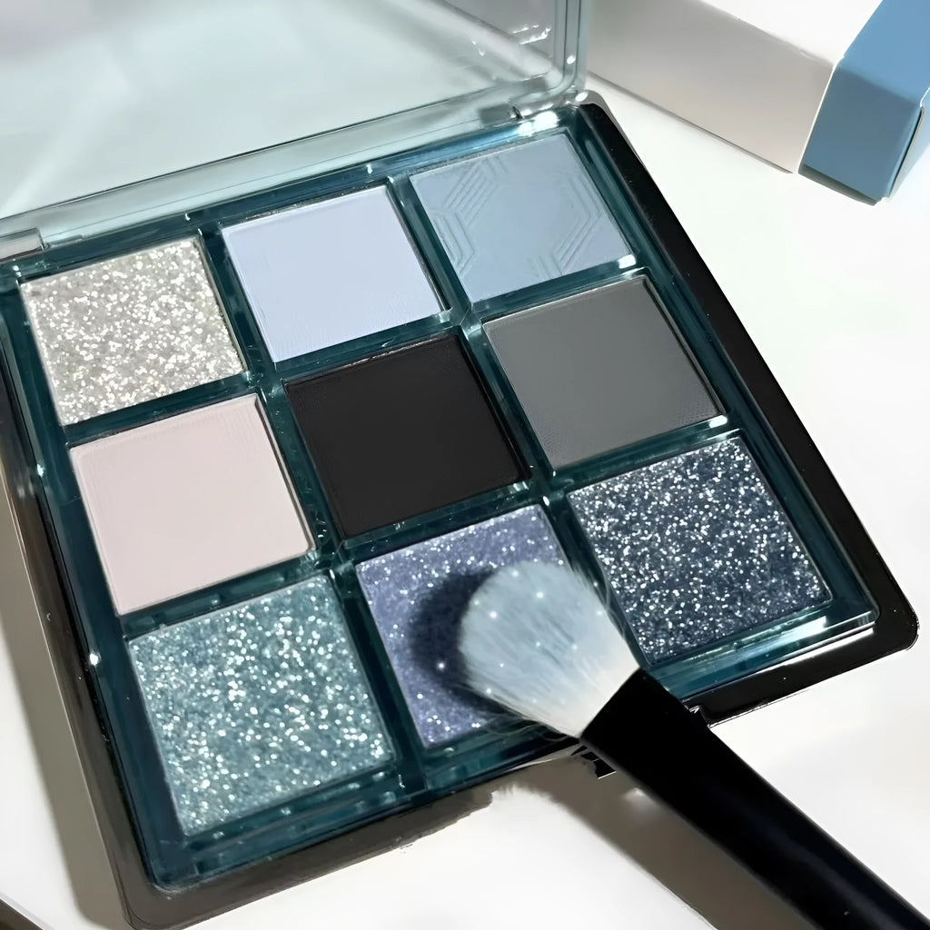 Mugeleen nine-colour eyeshadow palette showing blue smoked shade with matte shimmer diamond finishes