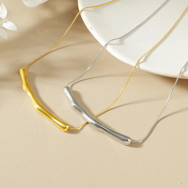 Titanium steel women's necklace with irregular pleating design in gold or steel electroplated finish
