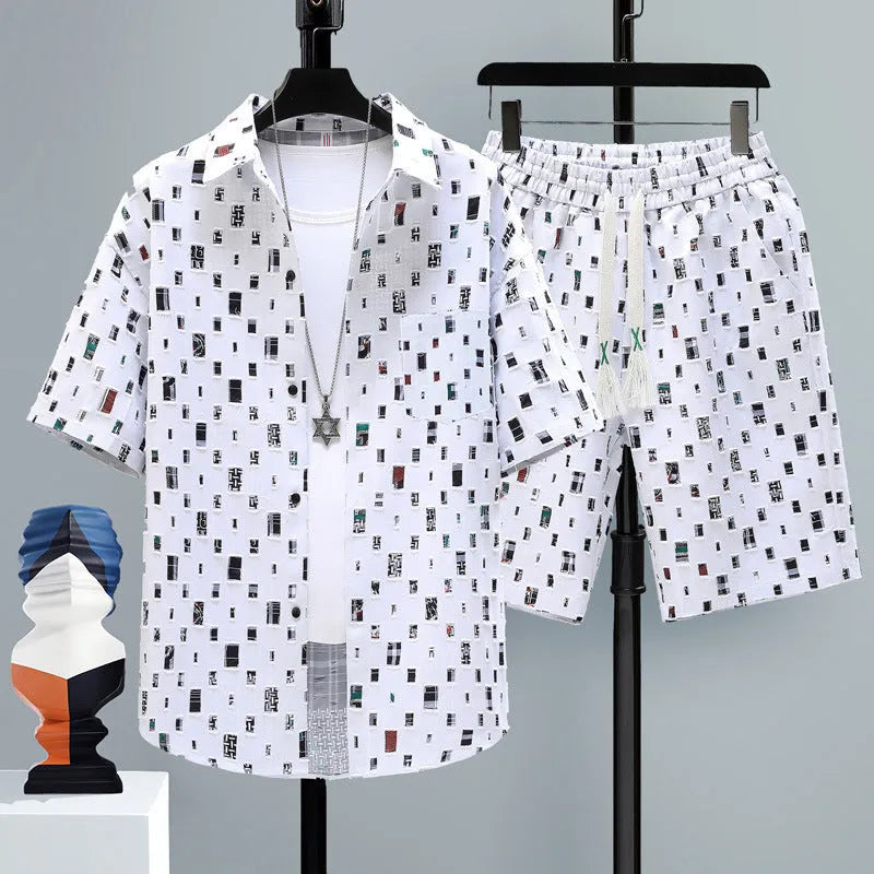 Men's casual sports two-piece set with short sleeve top and matching shorts in polyester fibre