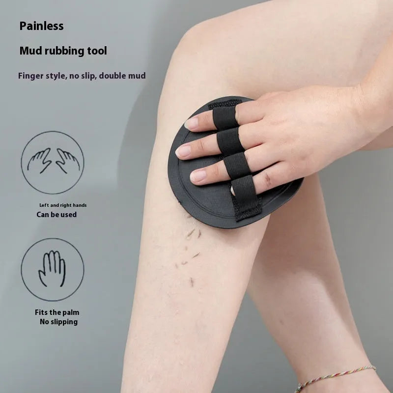 Rubber finger-style bath gadget for women in round cake colour with bath towel