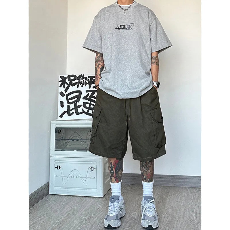 American style loose straight casual sports shorts in polyester fabric with micro elasticity