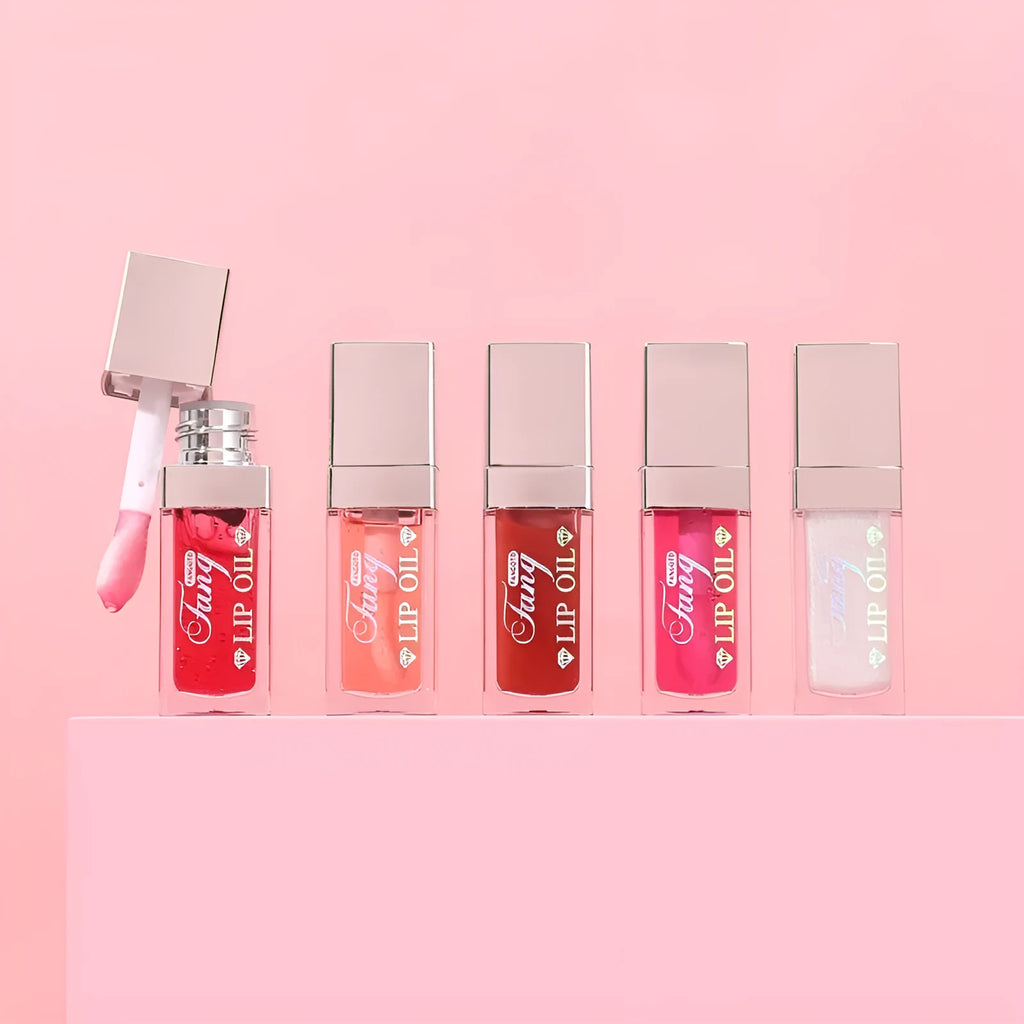 Five different shades of moisturising lip gloss mint lipstick with repairing properties