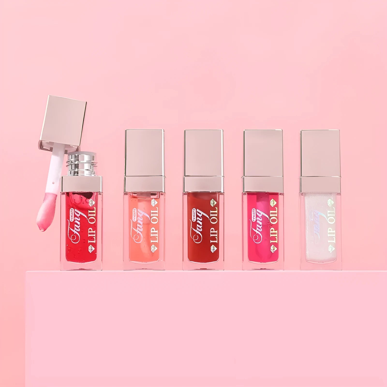 Five different shades of moisturising lip gloss mint lipstick with repairing properties