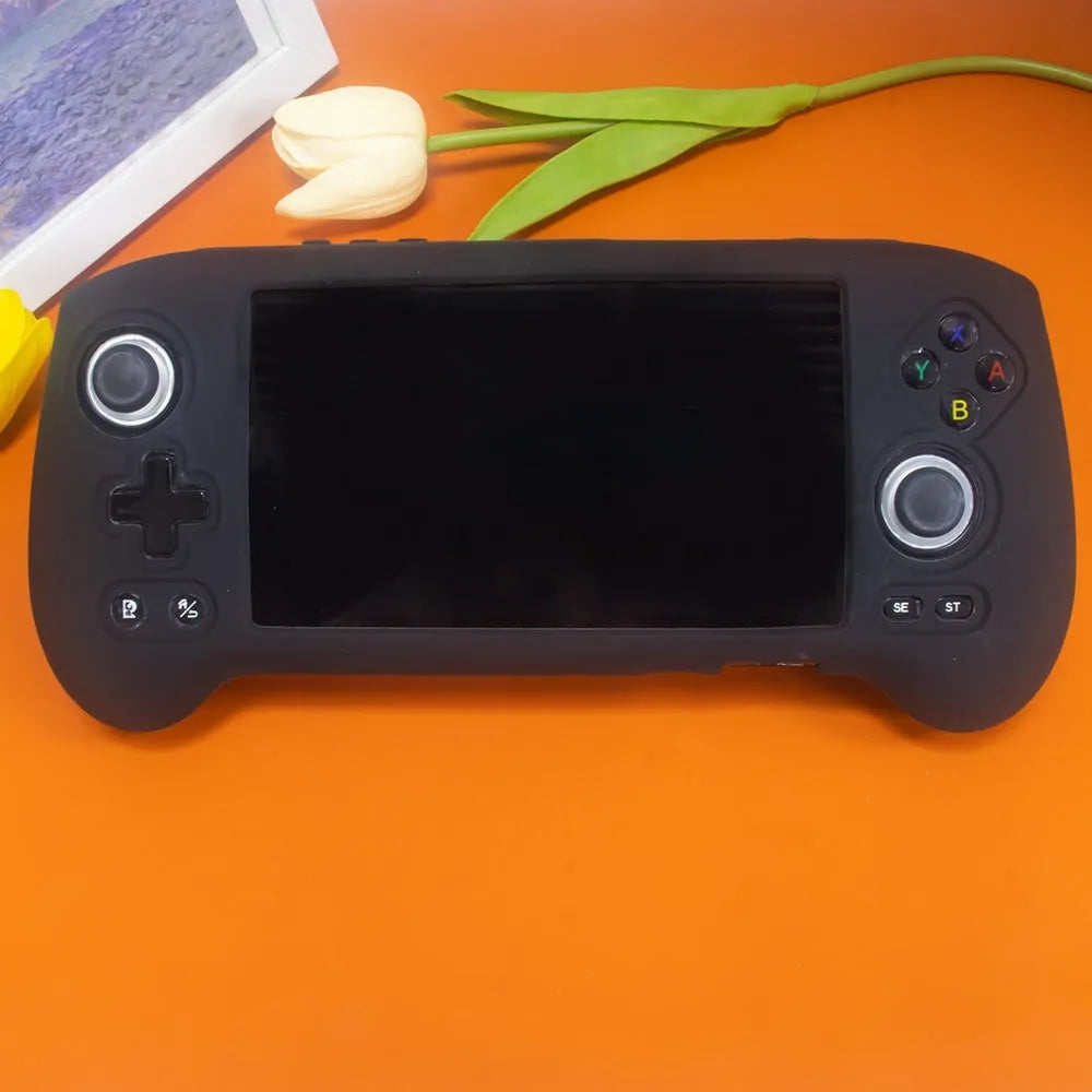 Silicone protective cover for ANBERNIC RG556 game console, beige colour, injection molded, size 22.4x10.6x2cm