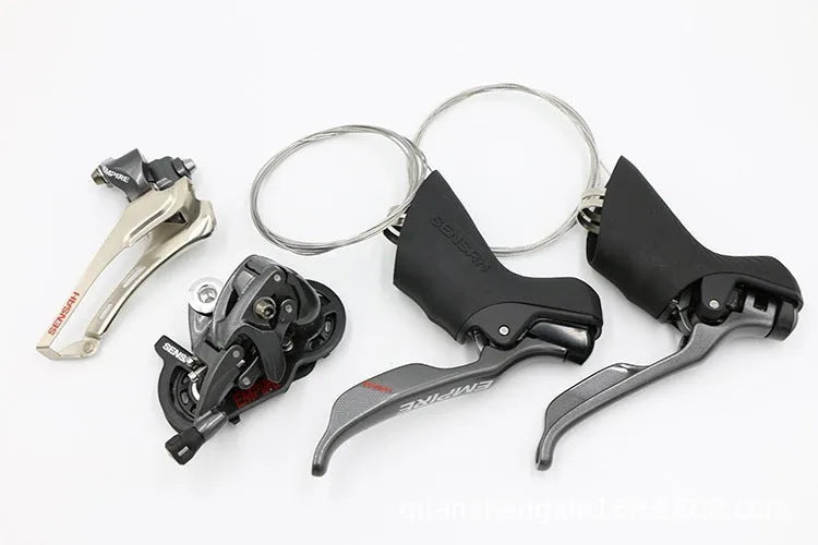 Road bike transmission kit with aluminium manual shifters, front derailleur and short-leg rear derailleur