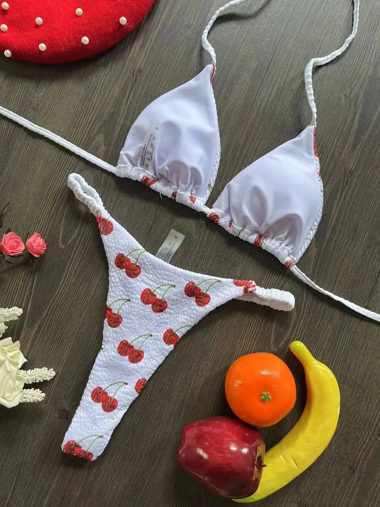 Women's printed bikini swimsuit with nylon quick-drying fabric and cotton lining