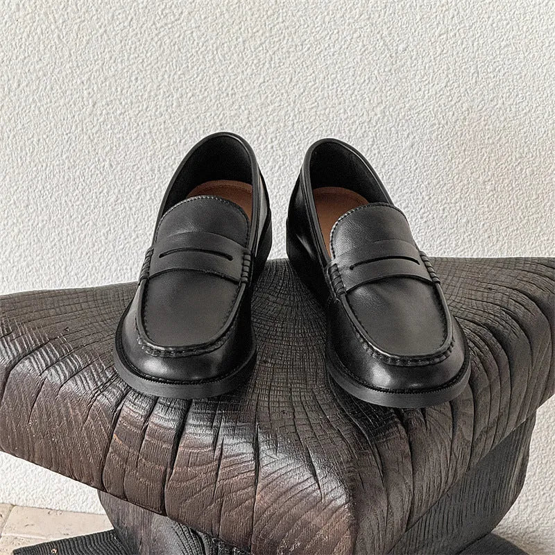Men's slip-on casual shoe in microfiber and PU available in black, beige, apricot, and brown.