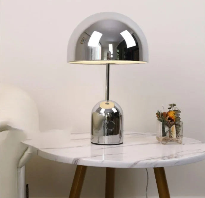 Mushroom-shaped metal table lamp in rose gold, gold, or chrome finish