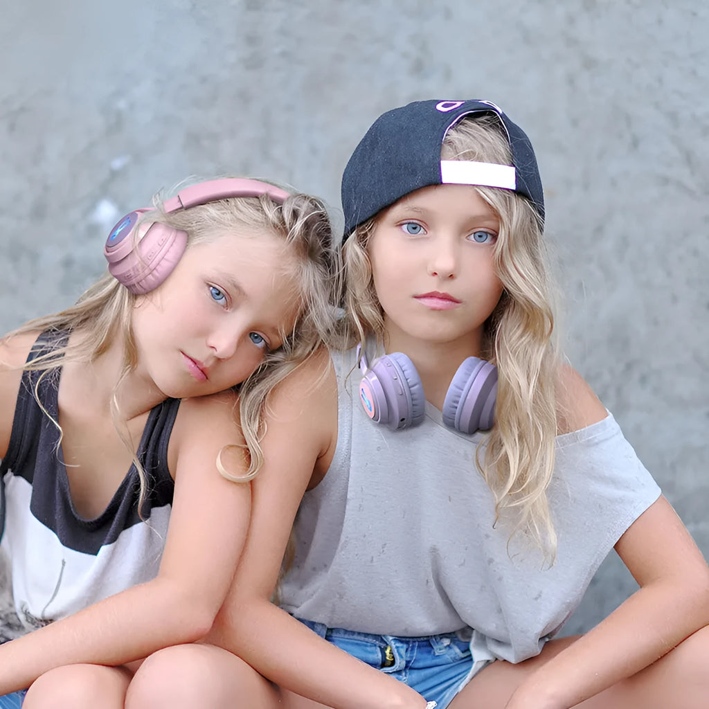 Wireless children's headphones with RGB lighting in bunny pink colour