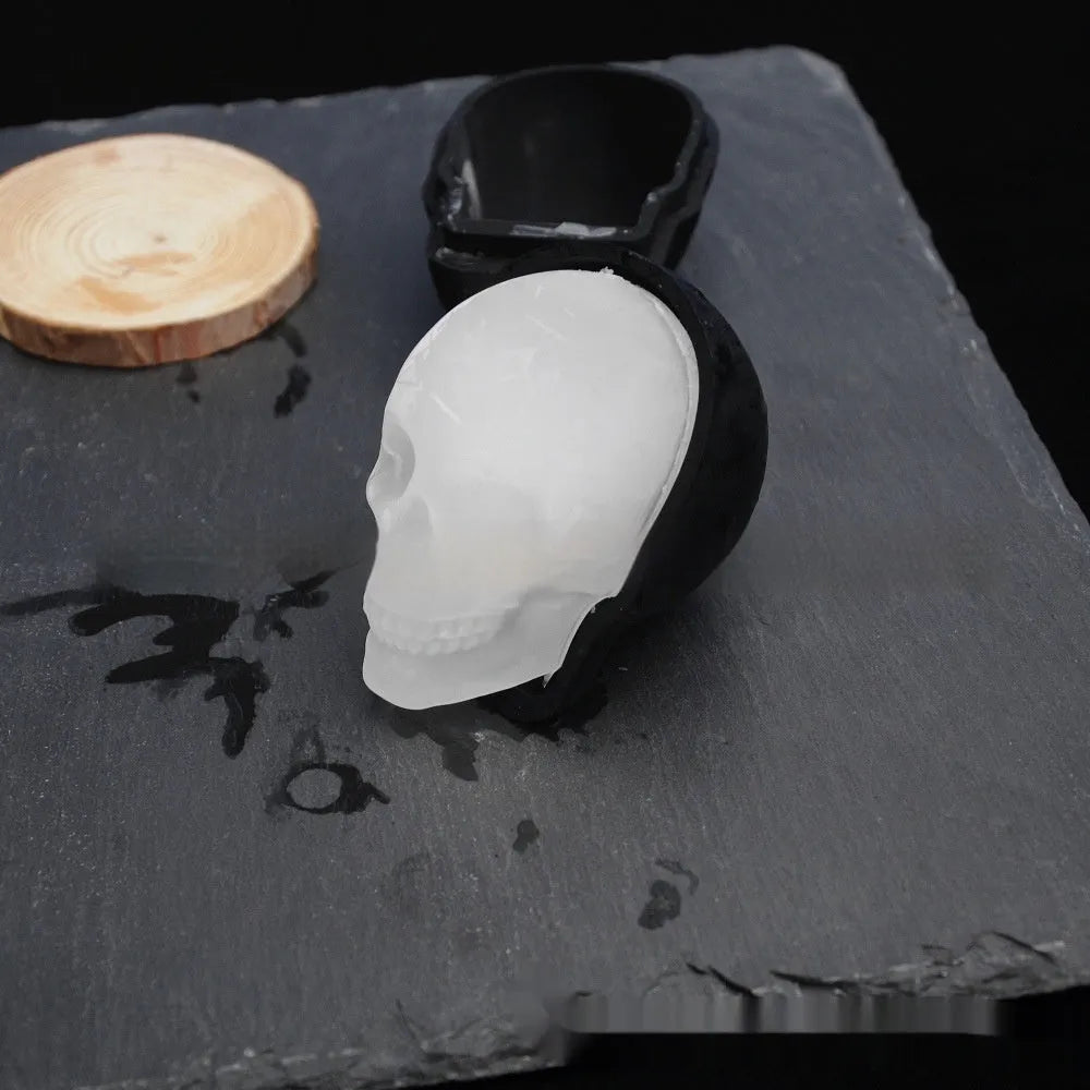 3D Halloween skull ice cube tray made from food-grade silicone