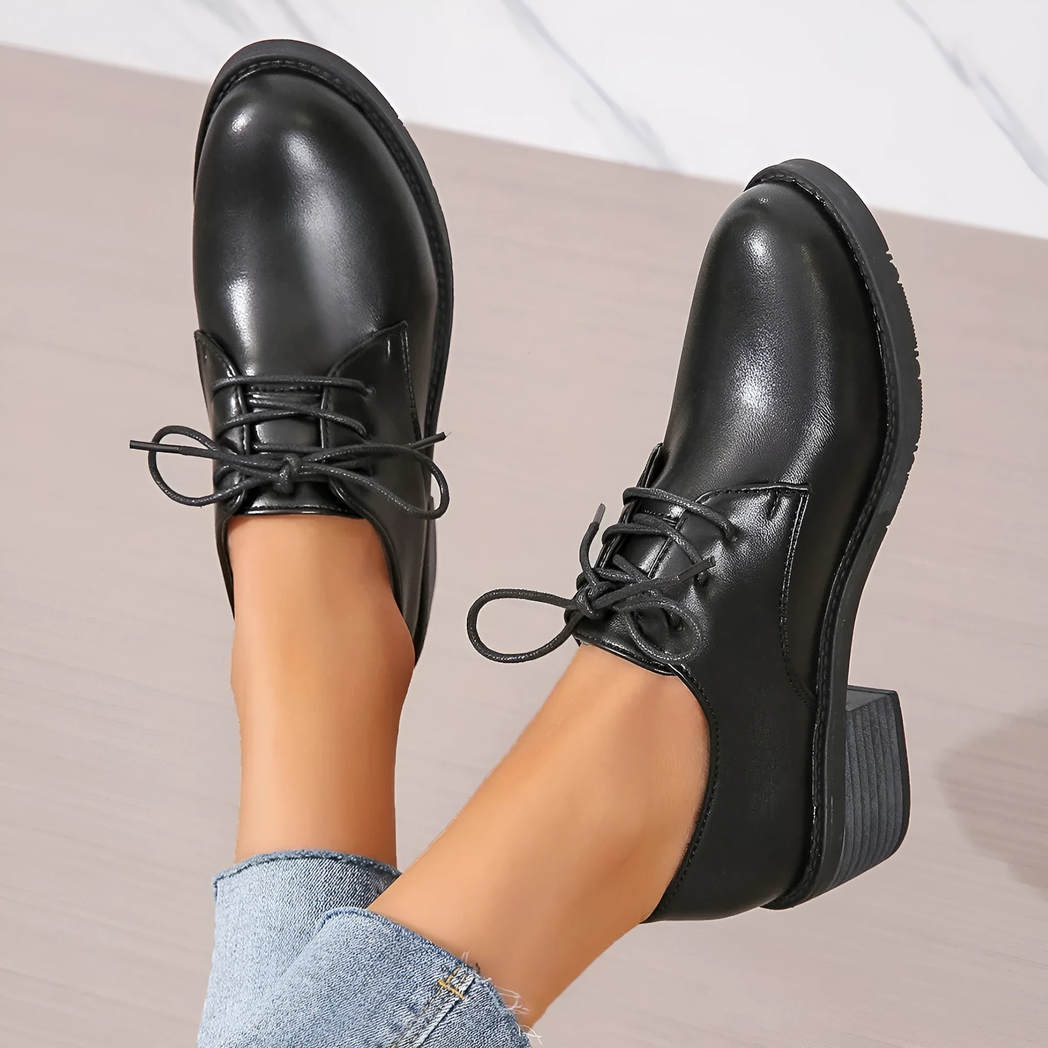 Black women's work shoes with chunky 3-5cm heel and rubber sole