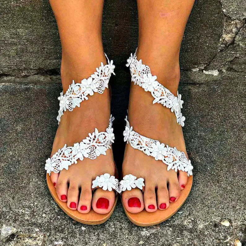 White women's flat shoes with rhinestone flower decoration, plus sizes available