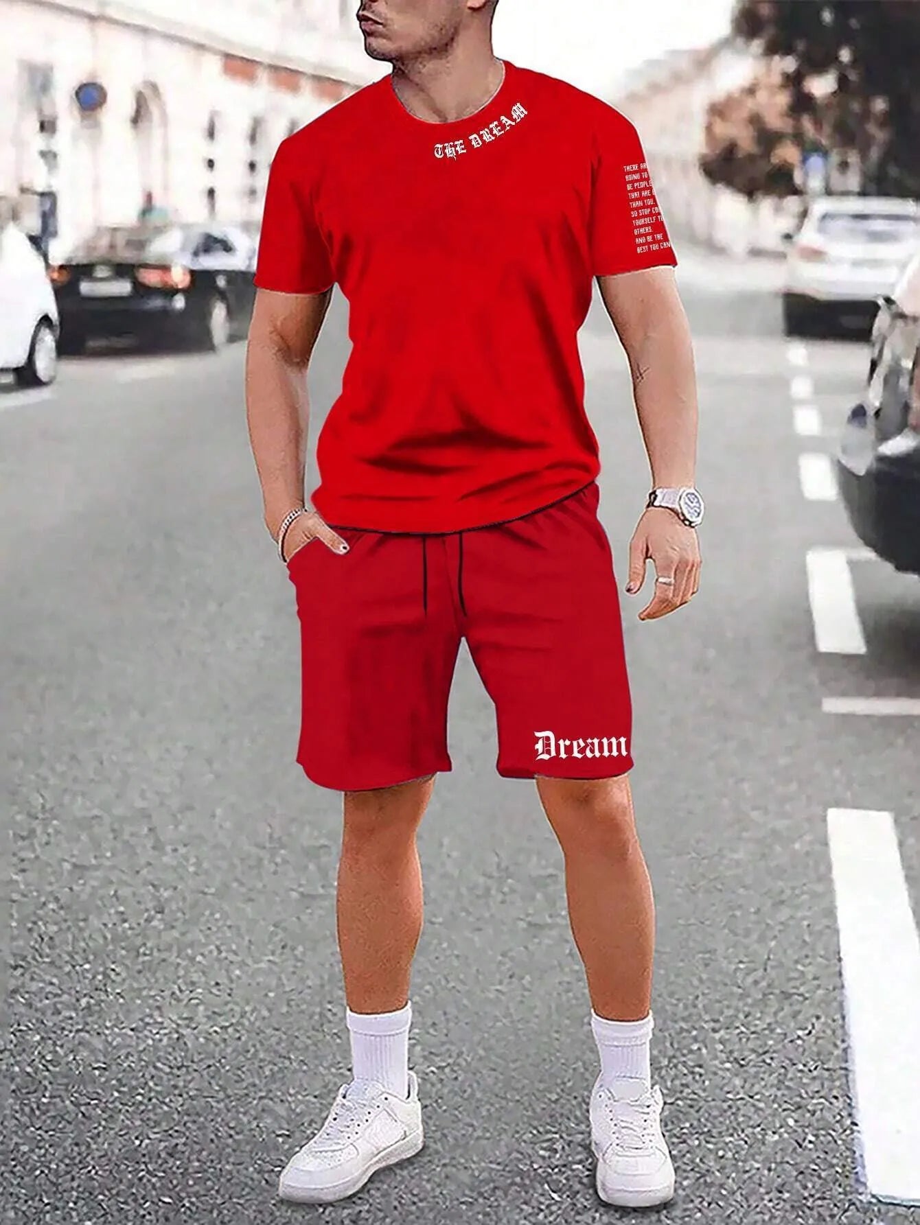 Sports style short-sleeved top and matching shorts suit in quick-drying polyester blend fabric