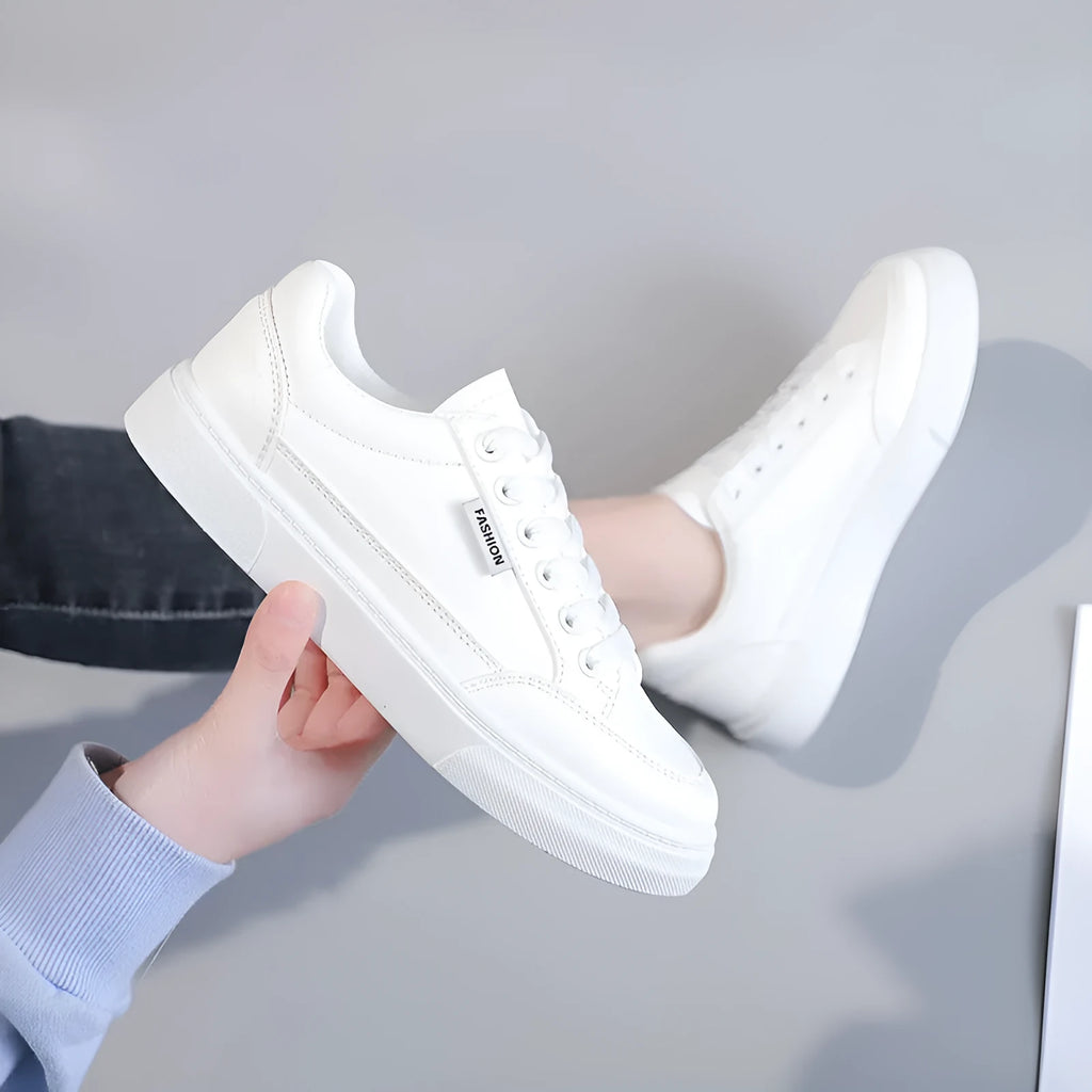 Korean style low-top women's sneakers in white and brown artificial PU leather with plastic soles